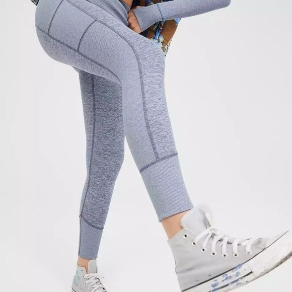 Hugger Leggings With Phone Pocket. Size XS Short. - Picture 2 of 6